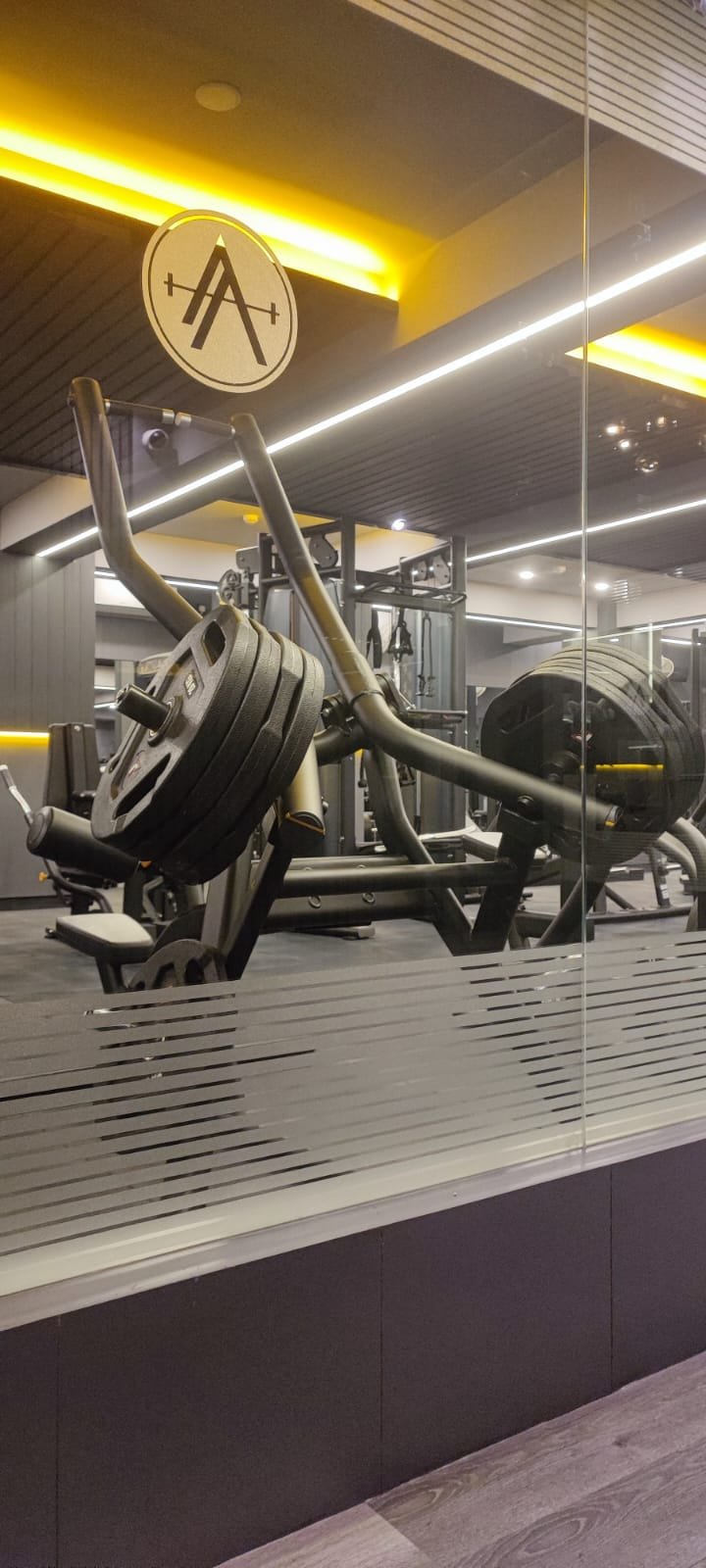 Aura Athletic Images